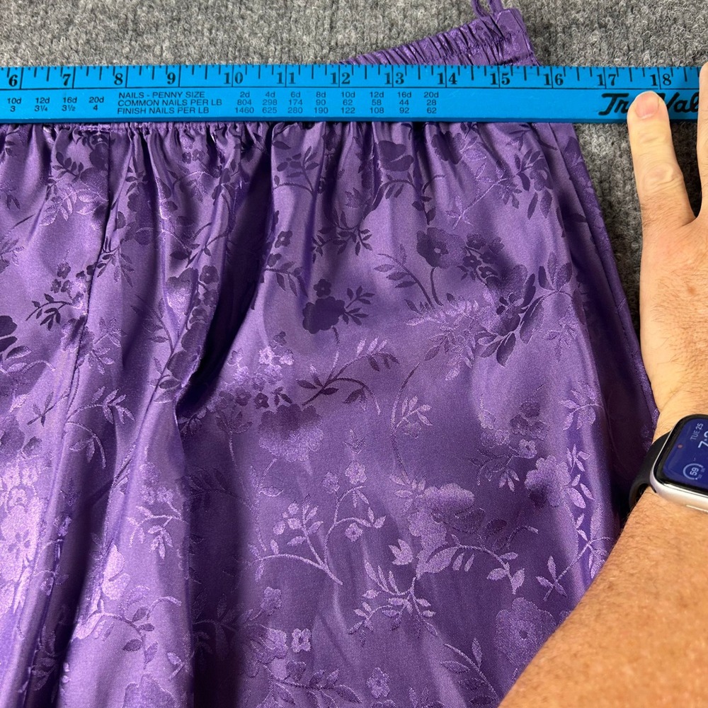 Bloomingdales Purple Floral Jacquard Satin Pajama Set Frog Button XL - Picture 8 of 14